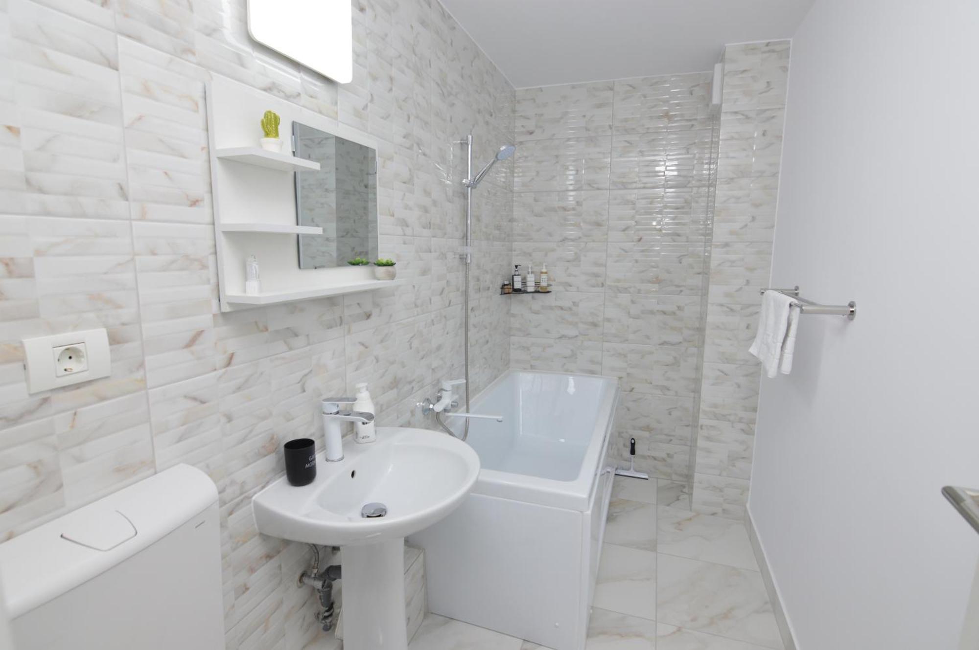 E&C Aparthotel Bucharest Mall, Unirii Area ภายนอก รูปภาพ